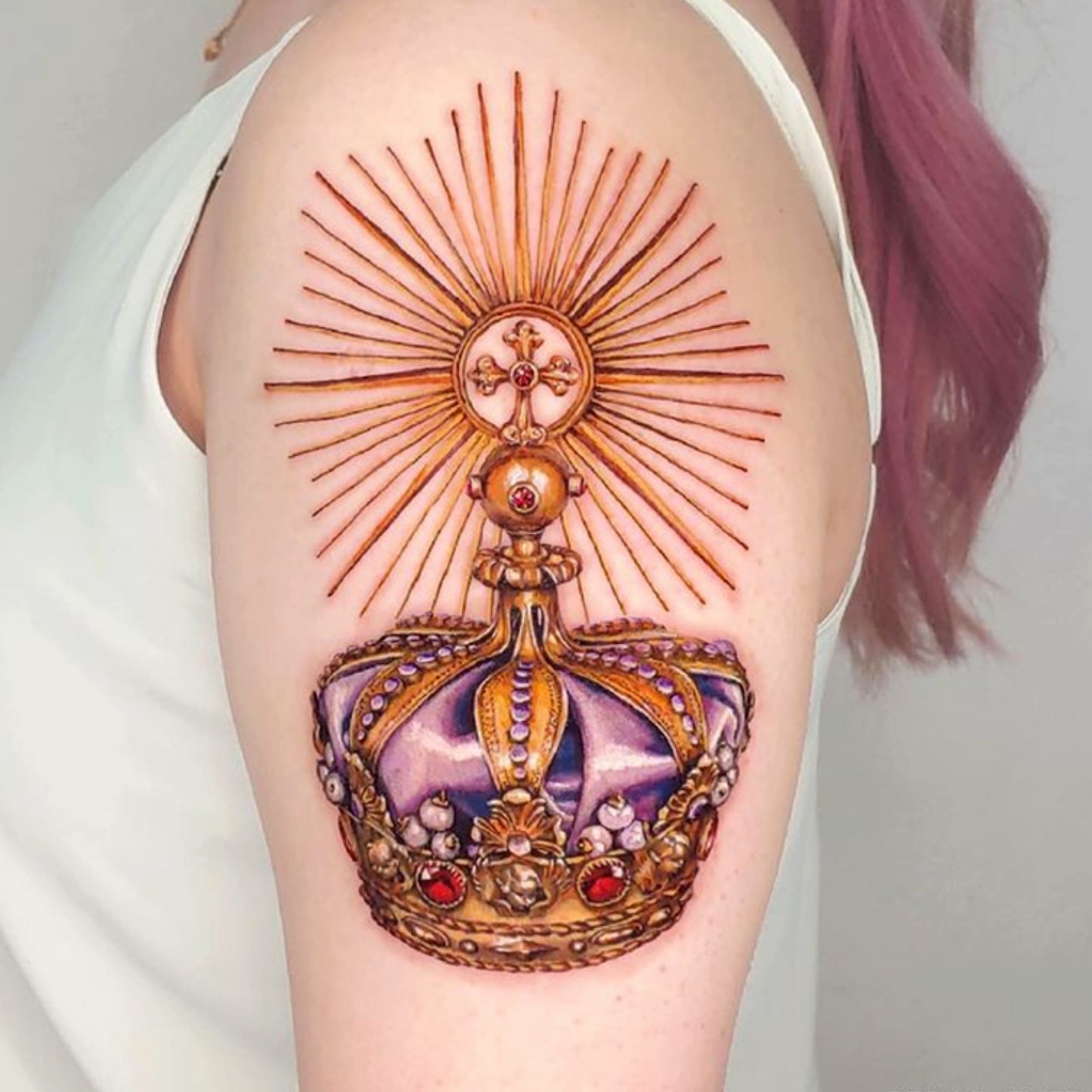Golden Light, Sacred Crown